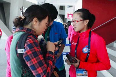 北京农学院党委副书记高东一行慰问中网志愿者